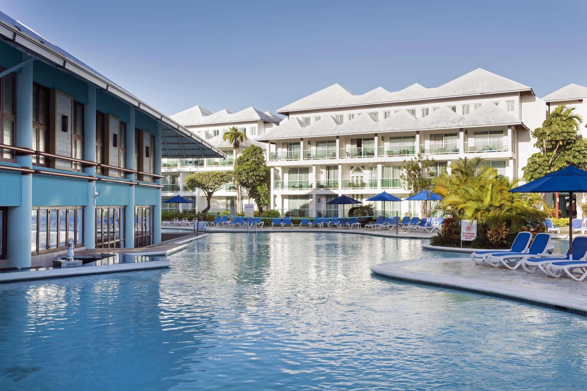 פוארטו פלטה Grand Paradise Playa Dorada מראה חיצוני תמונה